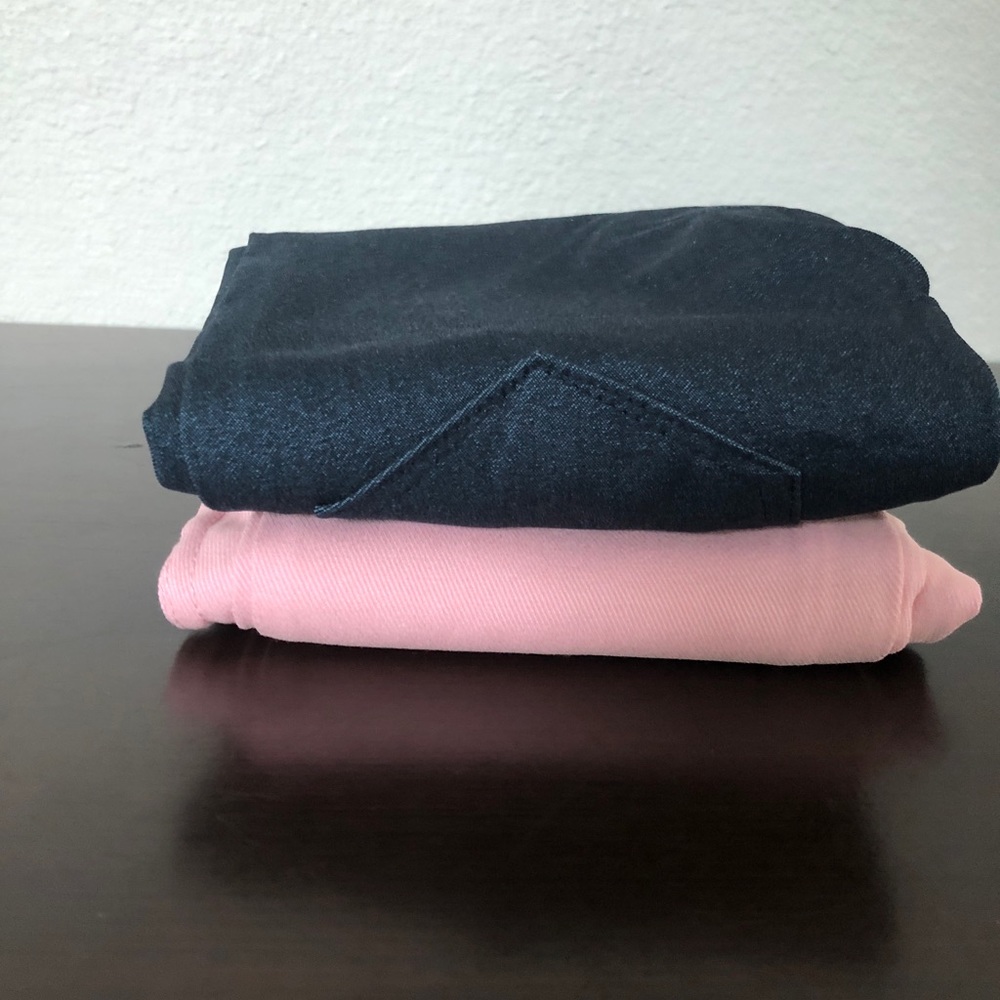 Girls jegging pants; 2 pairs.